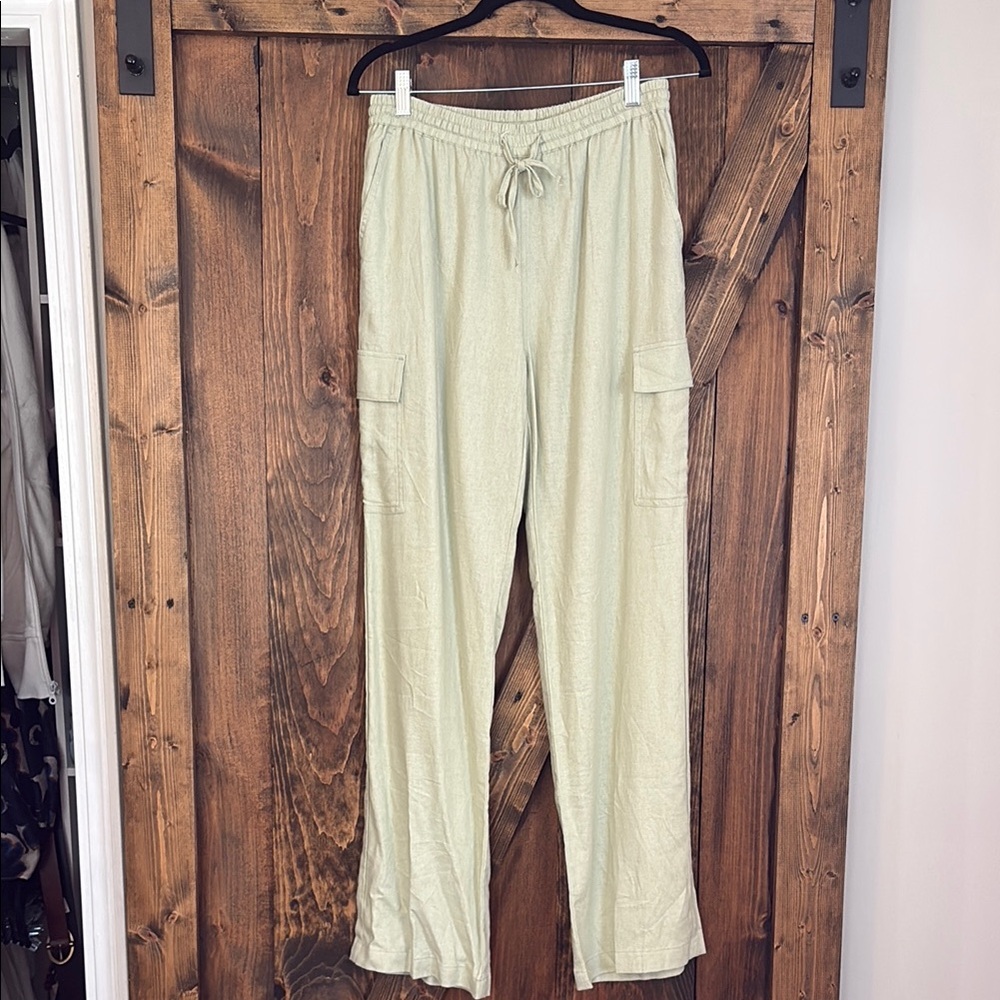 Love Tree Light Green Linen Pants